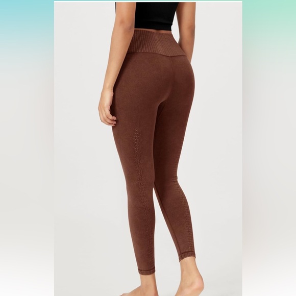 Ododos Seamless Leggings - Picture 2 of 7